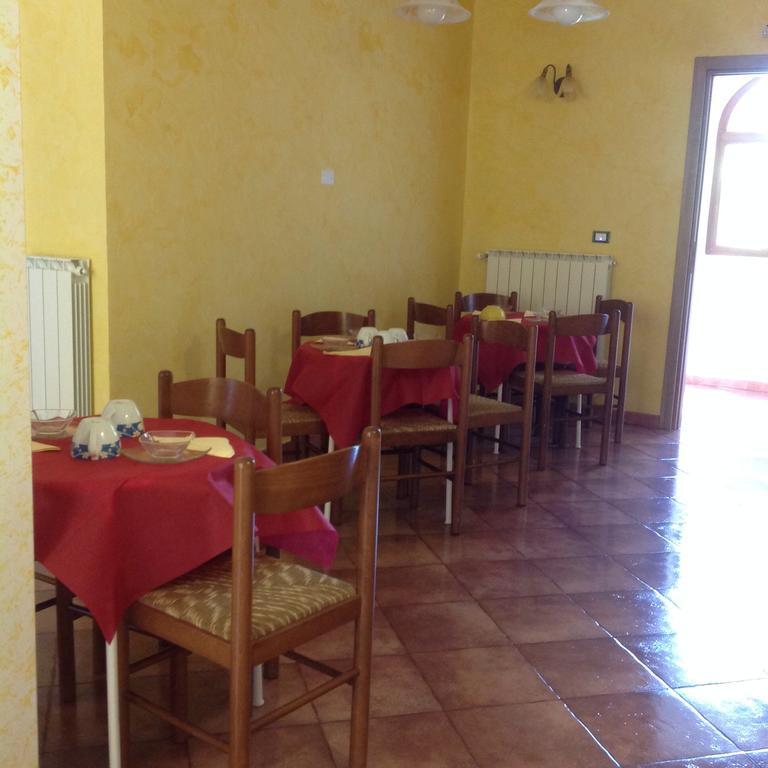 B&B Il Casale Castel Di Sangro Esterno foto