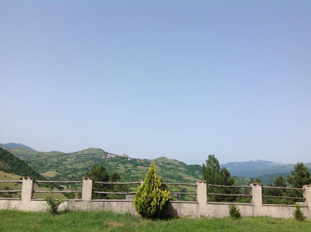 B&B Il Casale Castel Di Sangro Esterno foto
